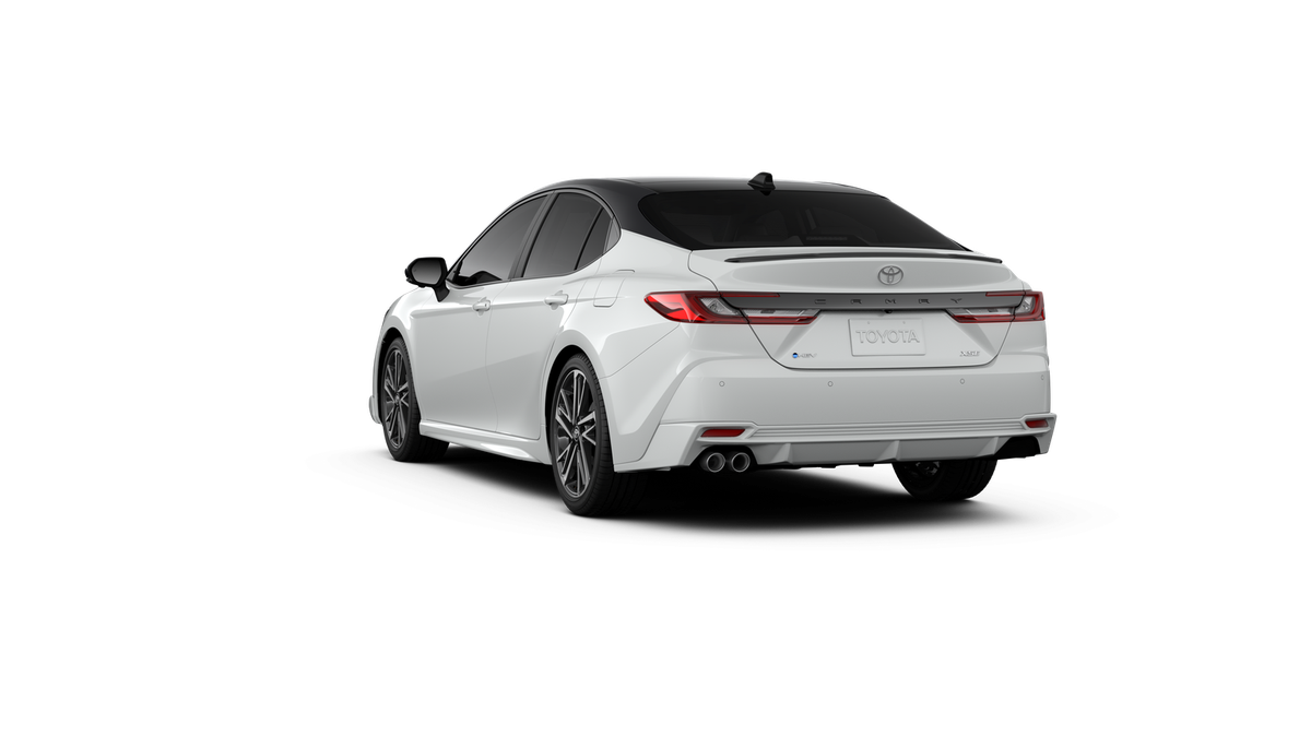 New 2026 Wind Chill Pearl with Midnight Black Metallic roof <sup>1</sup> Toyota  XSE image 9