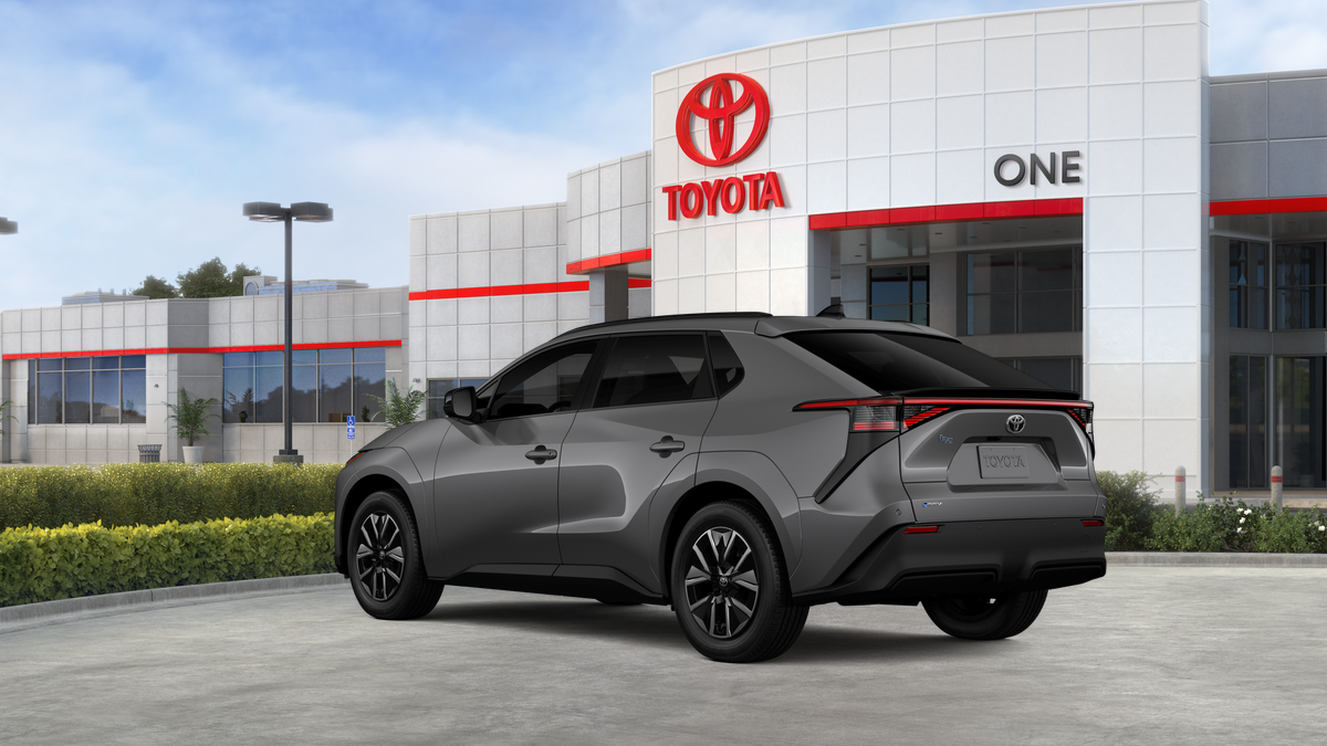 New 2026 Heavy Metal <sup>1</sup> Toyota  XLE image 39