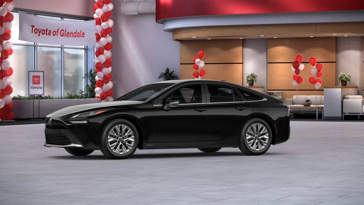2025 Toyota Mirai XLE photo 32