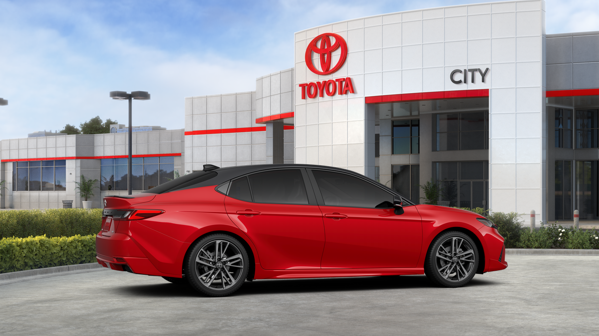 New 2026 Supersonic Red with Midnight Black Metallic roof <sup>1</sup> Toyota  XSE image 40