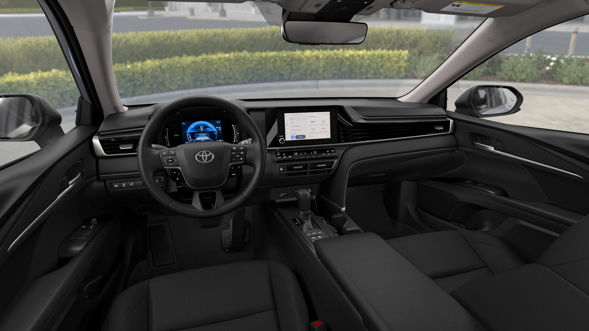 Camry LE 2.5L 4-Cyl. Engine Front-Wheel Drive [18]