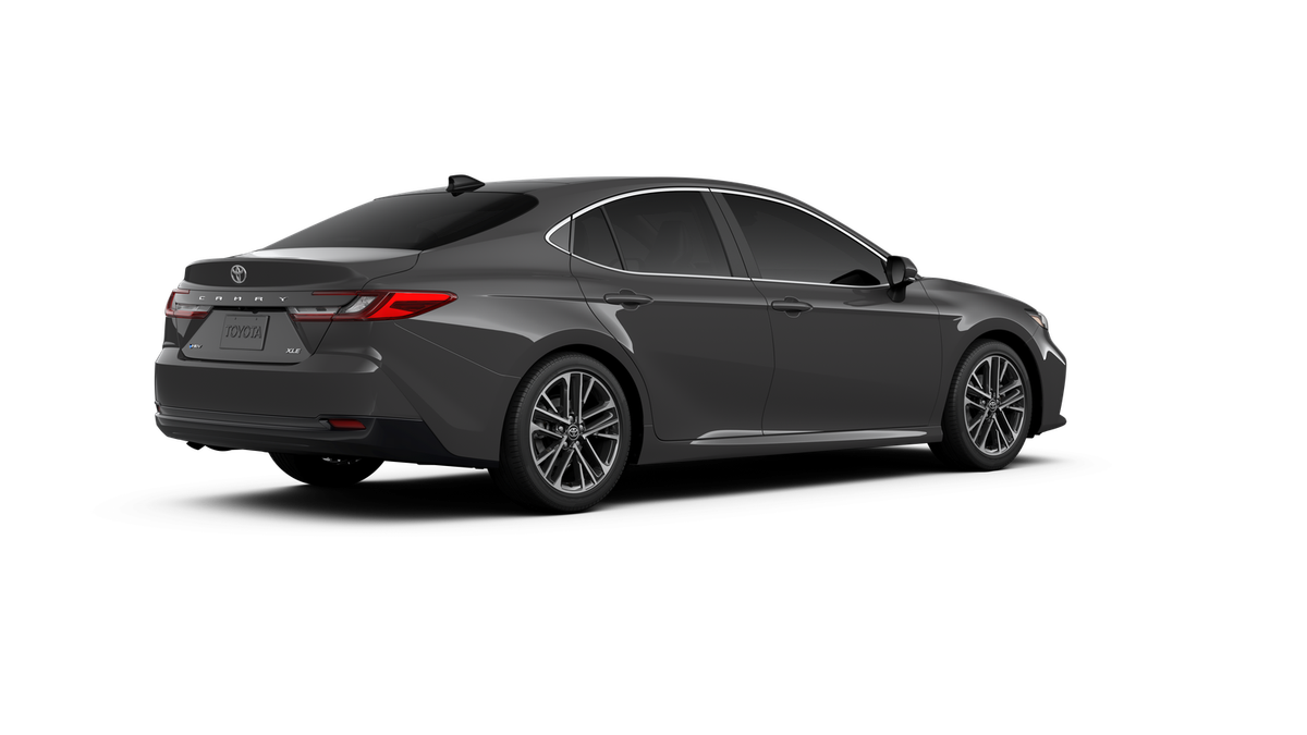 2025 Toyota Camry XLE photo 17