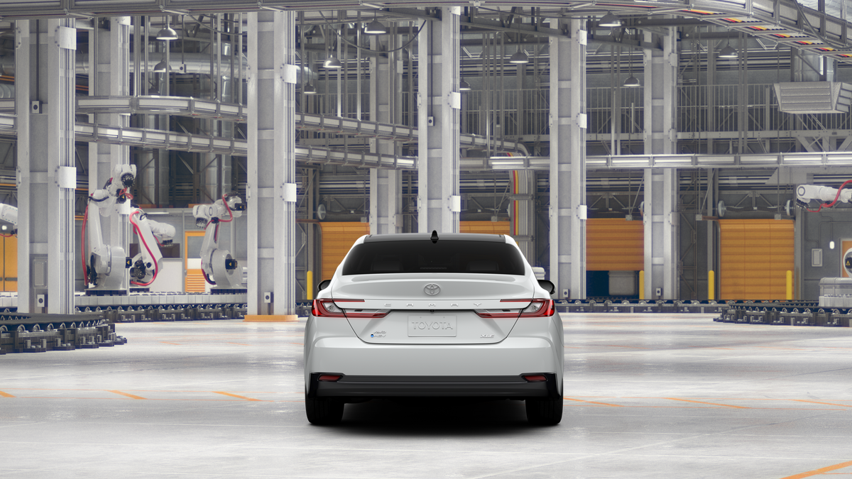New 2026 Wind Chill Pearl <sup>1</sup> Toyota  XLE AWD image 10