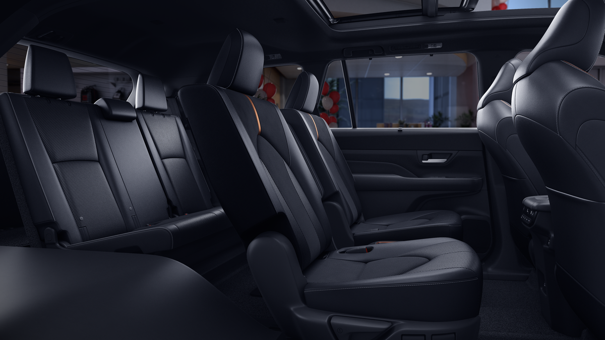 New 2026 Toyota Grand Highlander Hybrid SUV