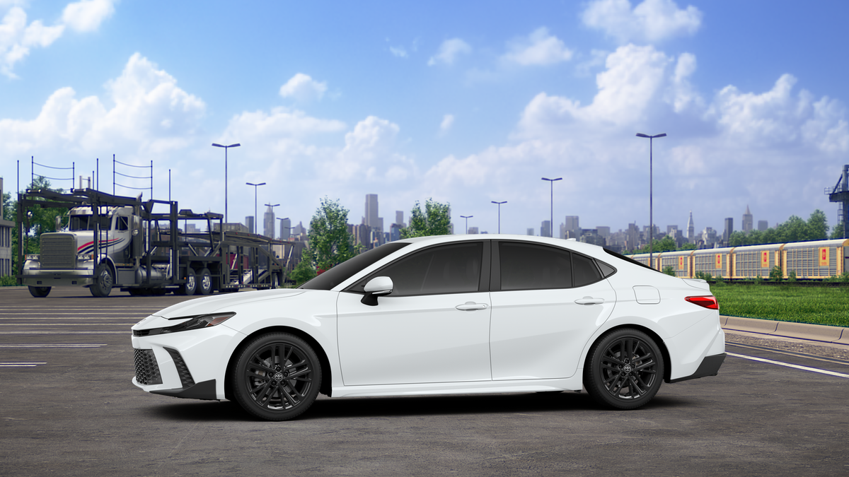 2026 Toyota Camry SE photo 2