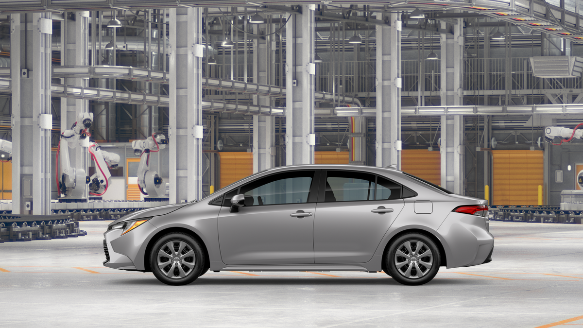 2026 Toyota Corolla LE photo 5