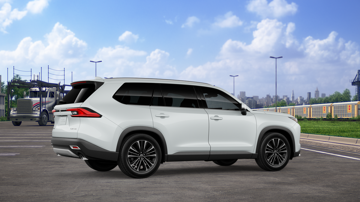2026 Toyota Highlander Hybrid Platinum photo 12