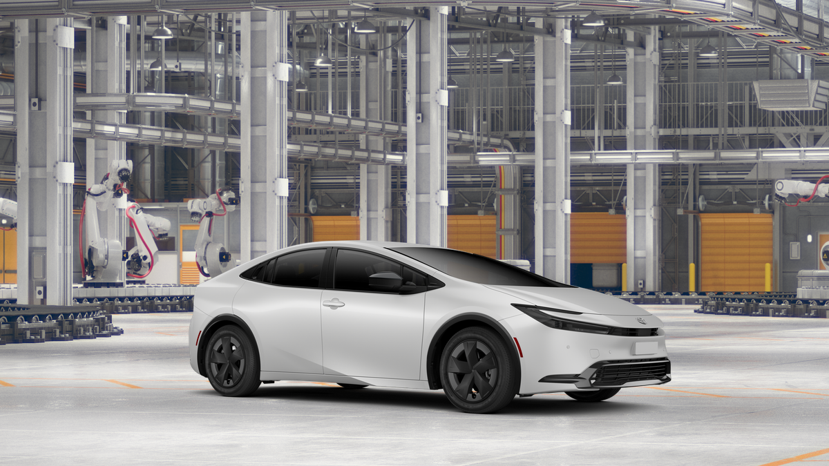 2026 Toyota Prius LE photo 14