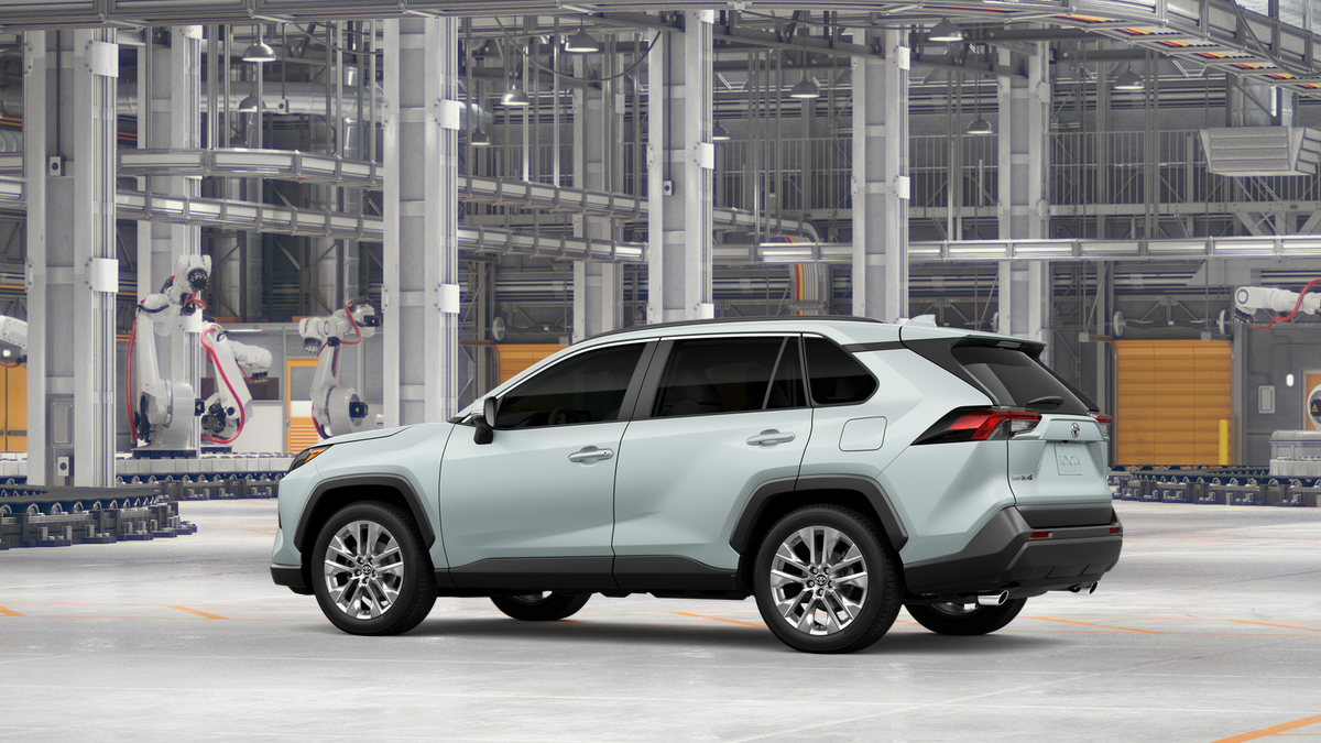 2025 Toyota RAV4 XLE Premium photo 4