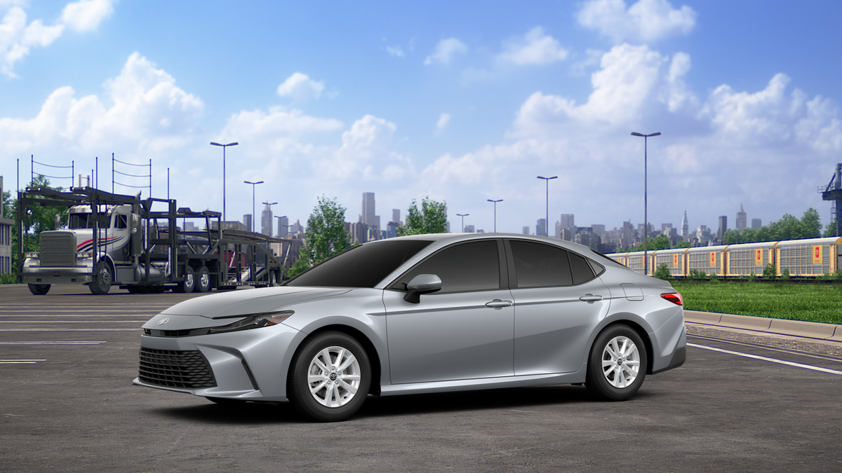 2026 Toyota Camry LE photo 3