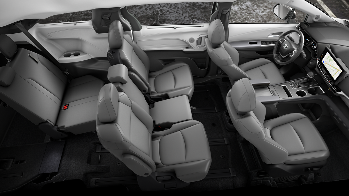 2026 Toyota Sienna photo 4