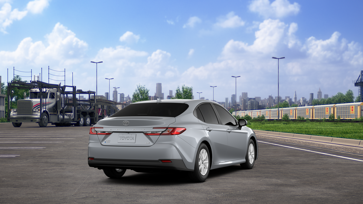2026 Toyota Camry LE photo 10