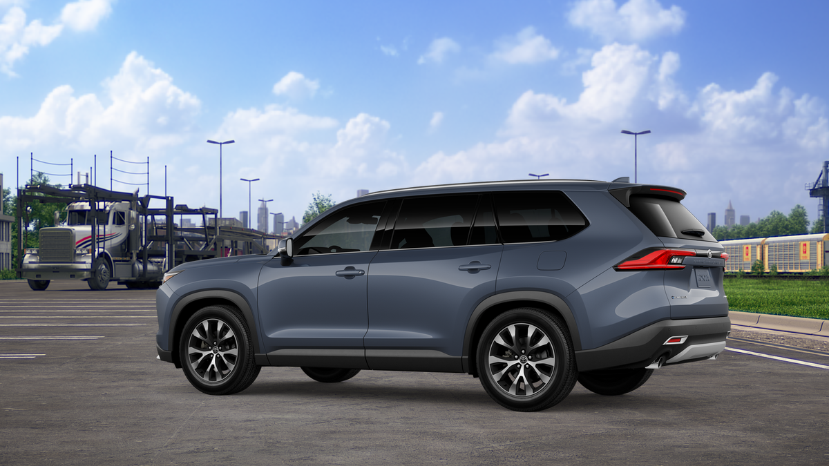 2026 Toyota Grand Highlander Hybrid MAX Limited photo 5