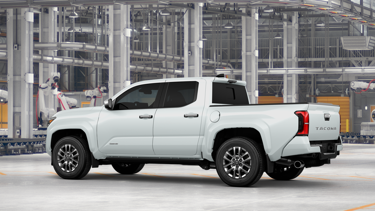 New 2026 Wind Chill Pearl <sup>1</sup> Toyota  Limited image 7