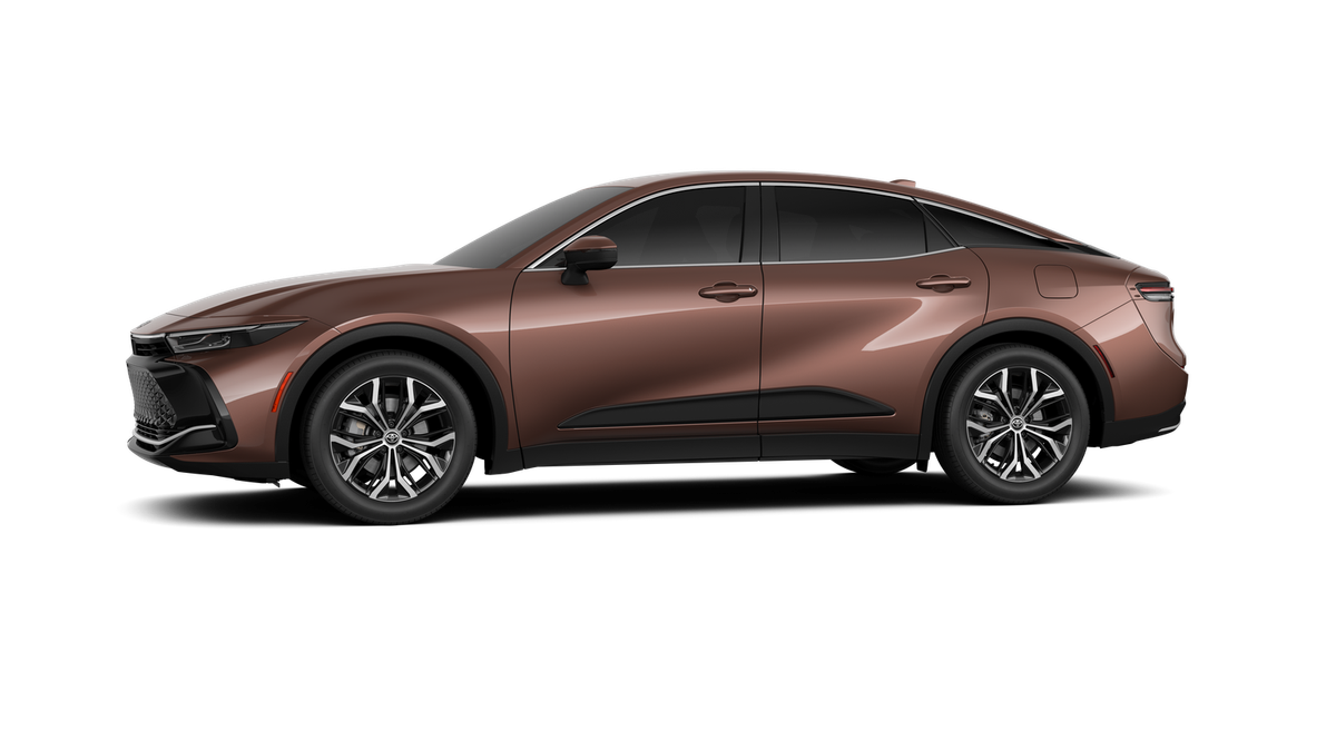 2026 Toyota Crown XLE photo 4