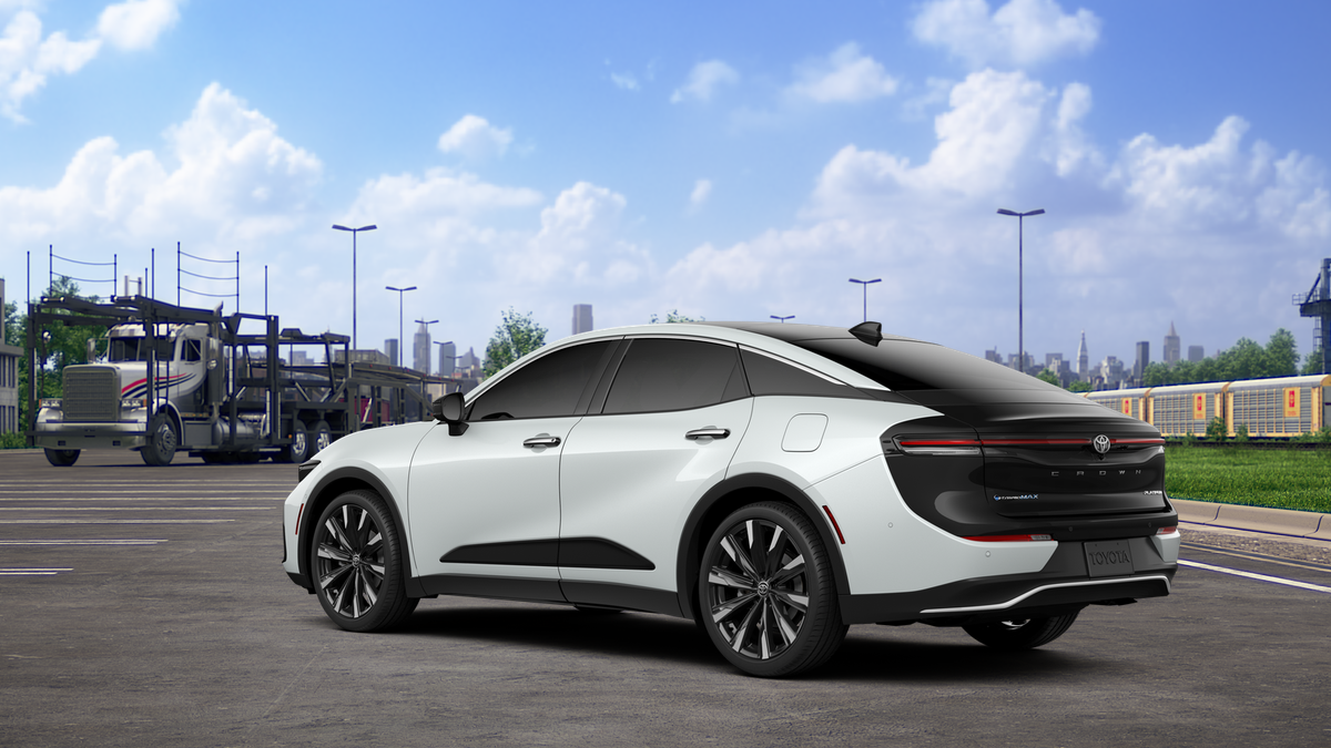 2026 Toyota Crown Platinum photo 6