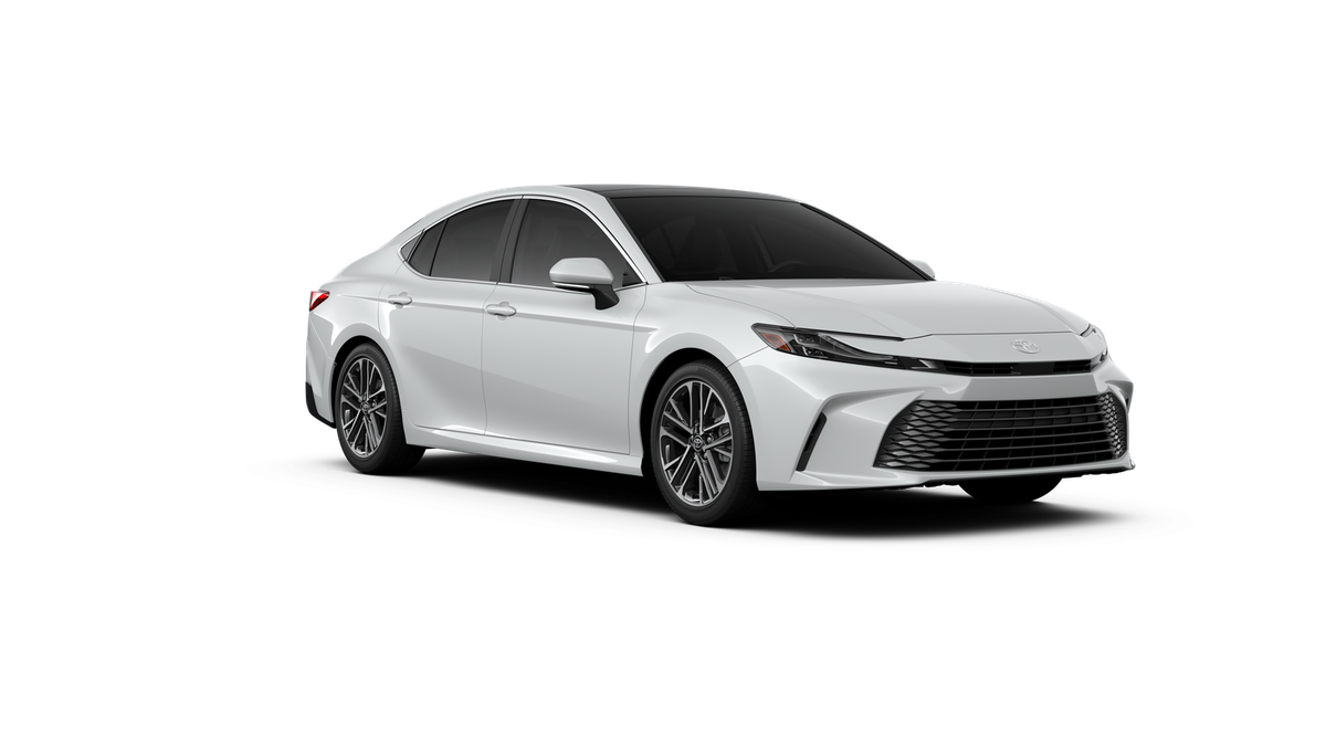 New 2026 Wind Chill Pearl <sup>1</sup> Toyota  XLE image 17