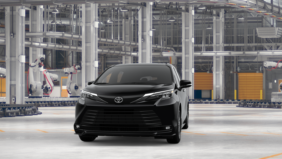 New Midnight Black Metallic 2026 Toyota Sienna XLE for Sale in