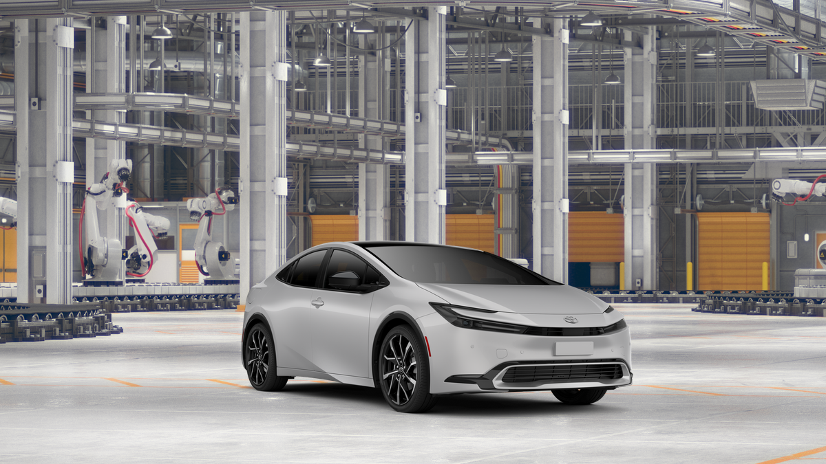 2026 Toyota Prius Plug-in Hybrid XSE Premium photo 15
