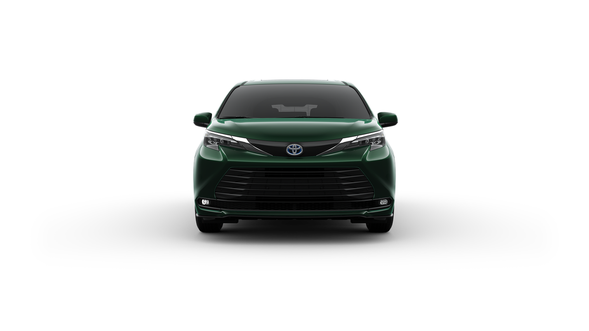 2025 Toyota Sienna XLE photo 33