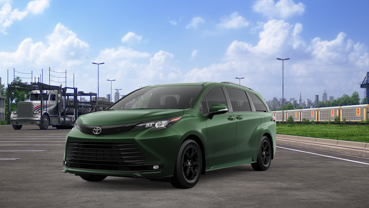 2026 Toyota Sienna Woodland Edition's photo