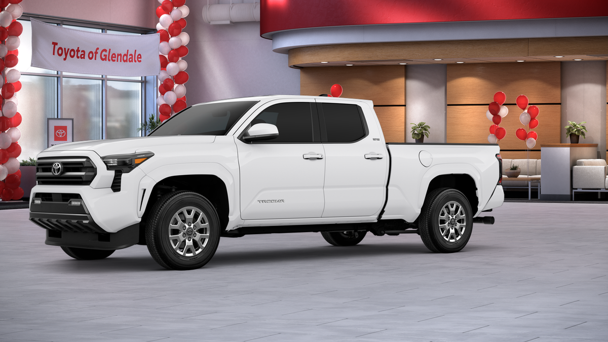 2025 Toyota Tacoma SR5 Double Cab photo 2