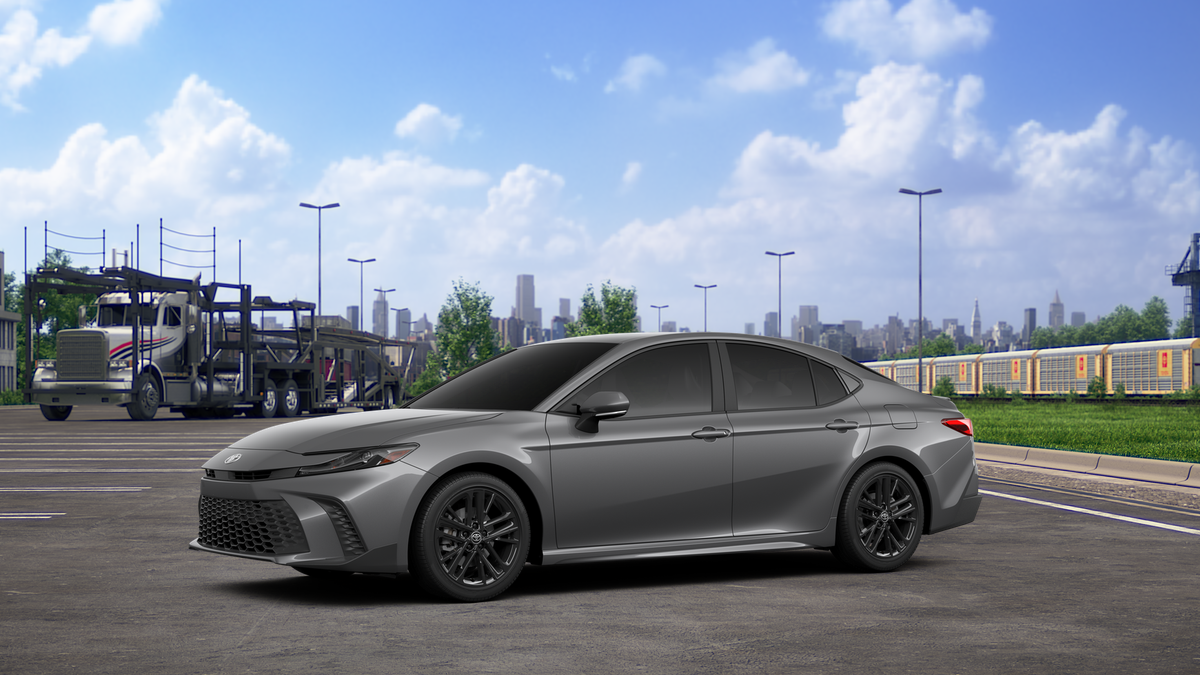 2026 Toyota Camry SE photo 3
