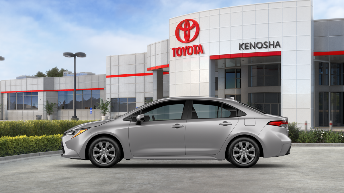 2025 Toyota Corolla LE photo 11