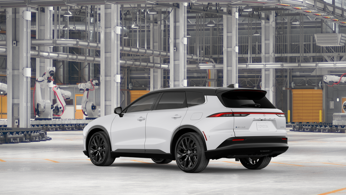 New 2026 Oxygen White with Black roof <sup>1</sup> Toyota  Limited image 8
