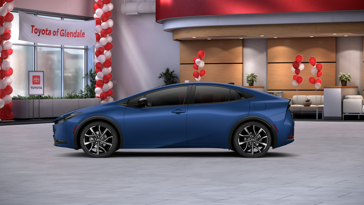 2026 Toyota Prius Plug-in Hybrid XSE - Photo 6