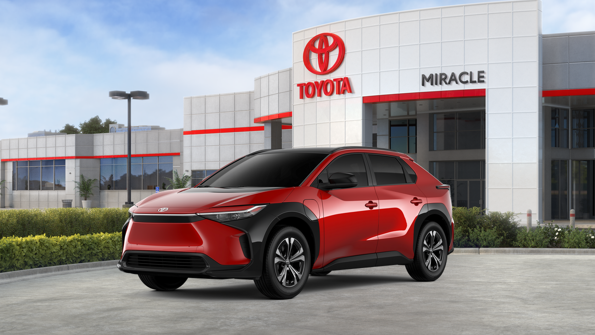 2025 Toyota bZ4X XLE