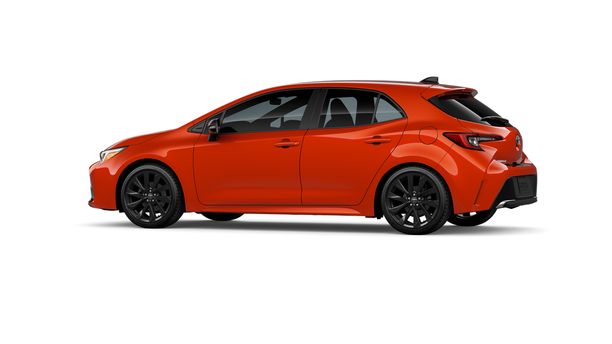 2026 Toyota Corolla XSE photo 5