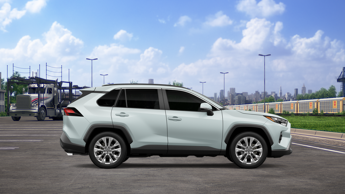 2025 Toyota RAV4 XLE Premium photo 13