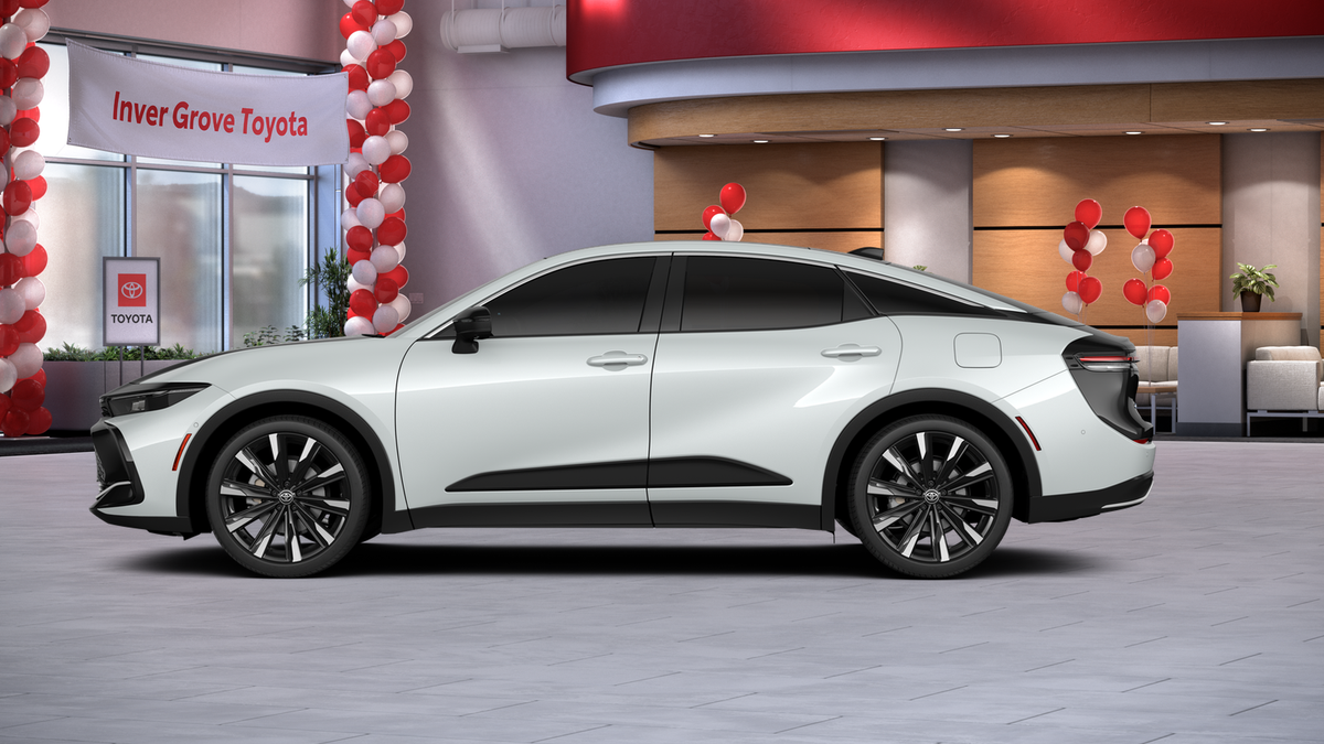 2026 Toyota Crown Platinum - Photo 6