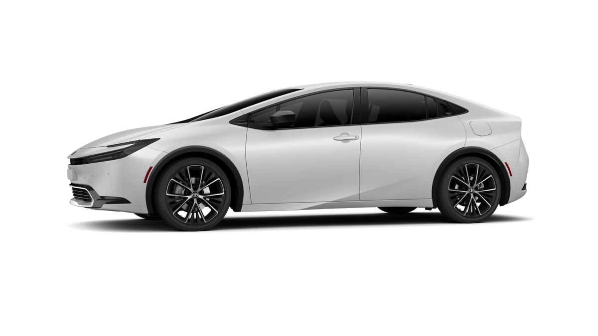 2026 Toyota Prius XLE photo 4