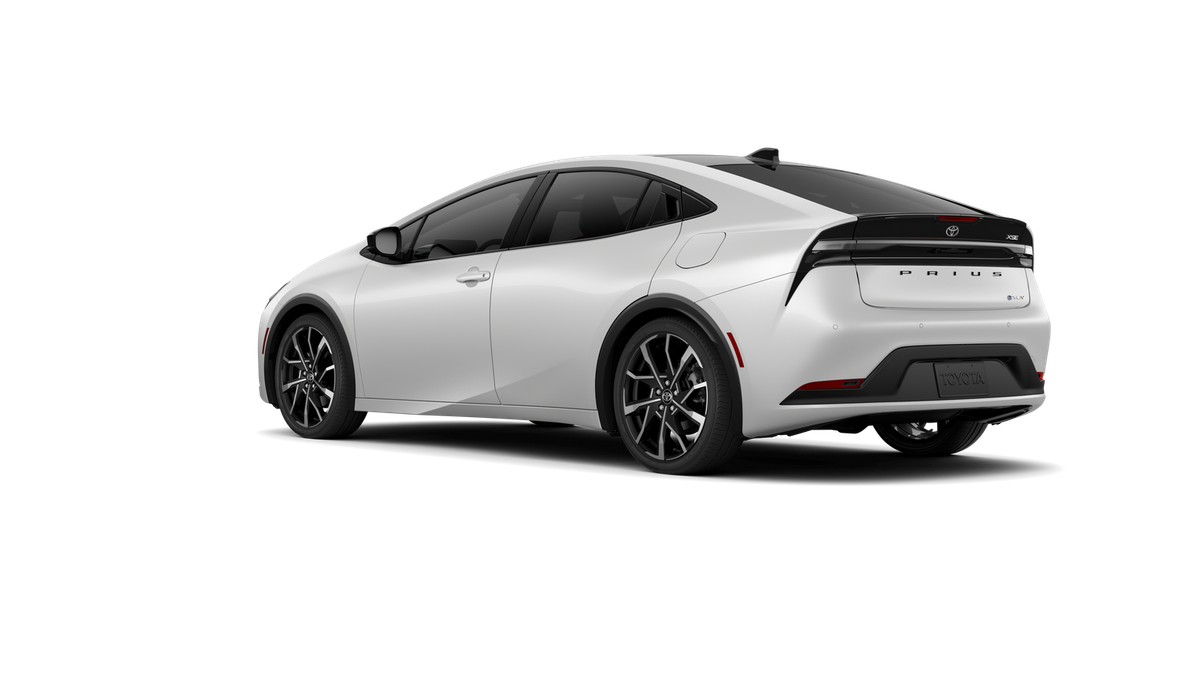 2026 Toyota Prius Plug-in Hybrid XSE Premium photo 37