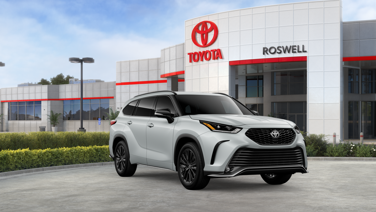 New 2026 Wind Chill Pearl <sup>1</sup> Toyota  XSE image 55