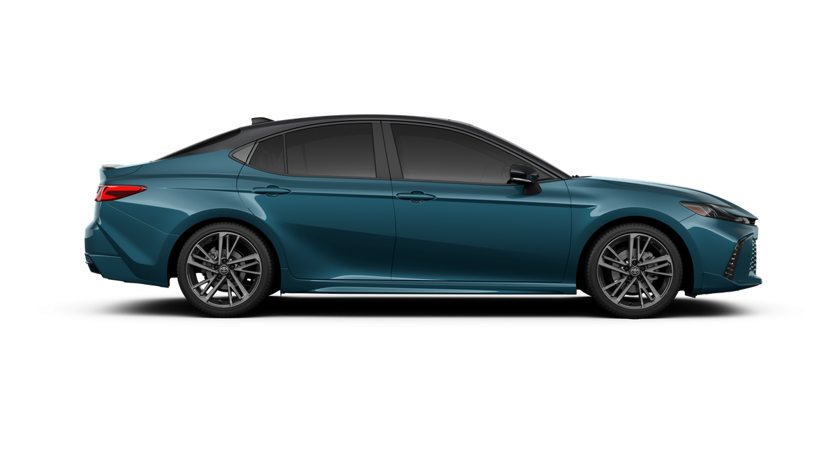 New 2026 Ocean Gem with Midnight Black Metallic roof <sup>1</sup> Toyota  XSE image 14