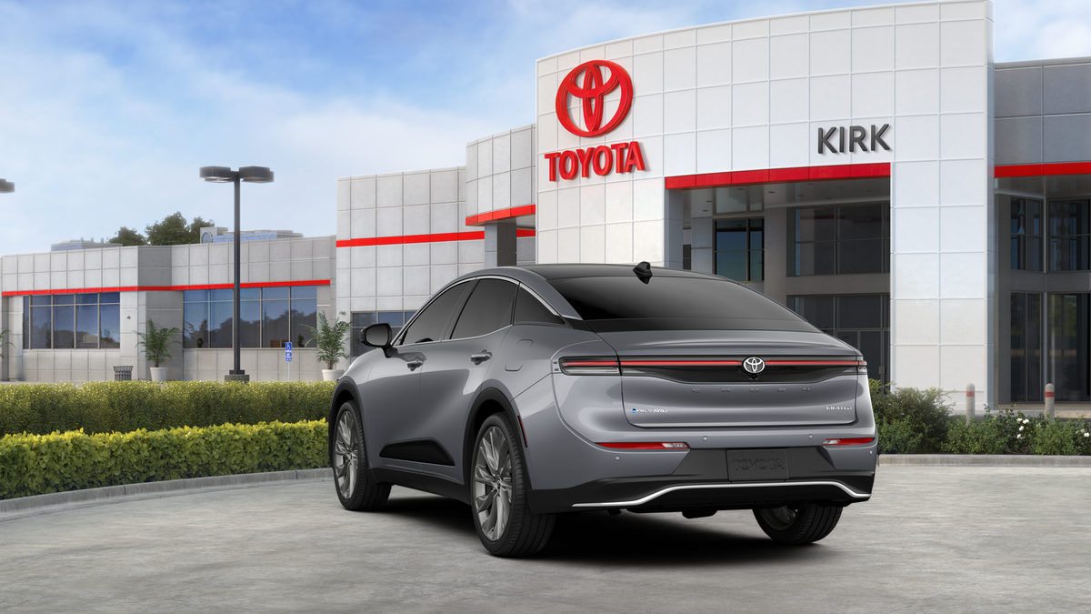 2026 Toyota Crown Limited - Photo 17