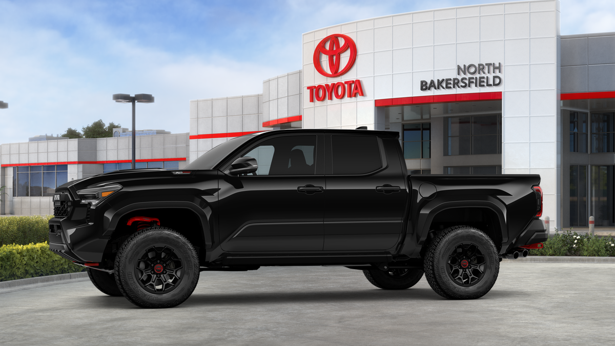 2025 Toyota Tacoma TRD Pro Double Cab photo 4