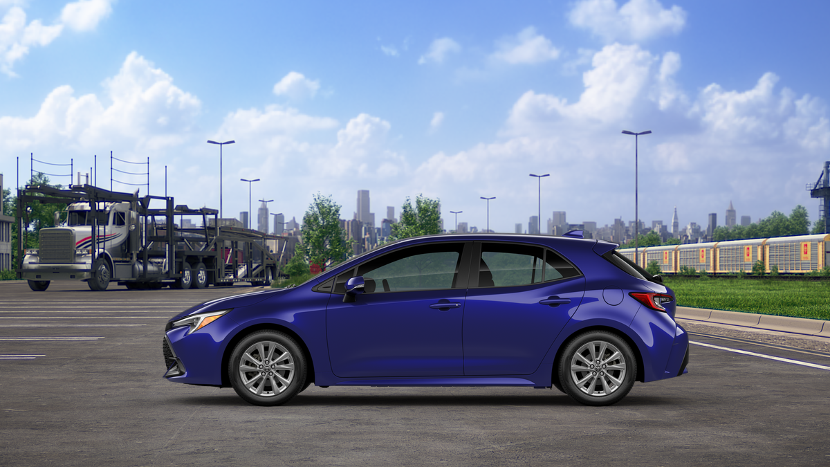 2025 Toyota Corolla SE photo 4