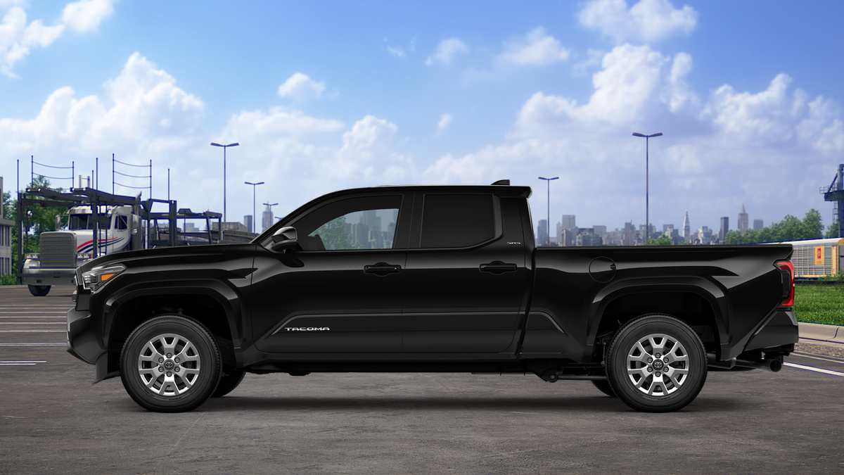 2025 Toyota Tacoma SR5 Double Cab photo 4