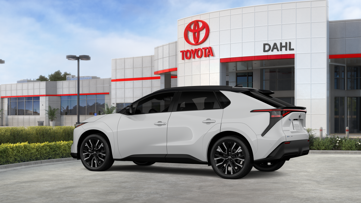 2026 Toyota bZ Limited - Photo 7