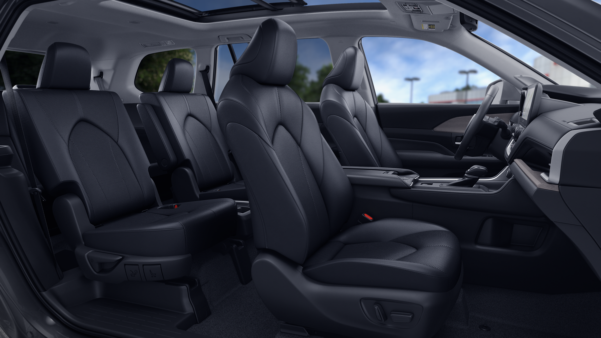 2025 Toyota Grand Highlander Limited photo 29