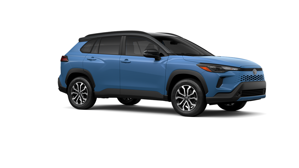 New 2026 Cavalry Blue with Jet Black roof <sup>1</sup> Toyota  SE image 16