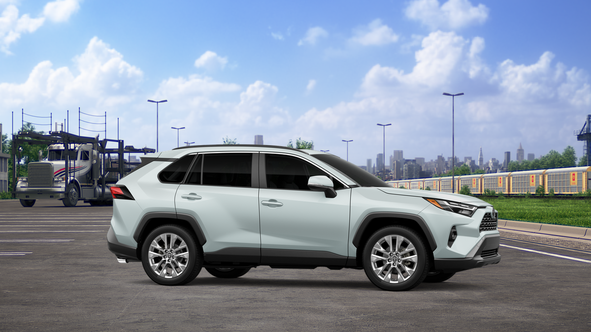 2025 Toyota RAV4 XLE Premium photo 14