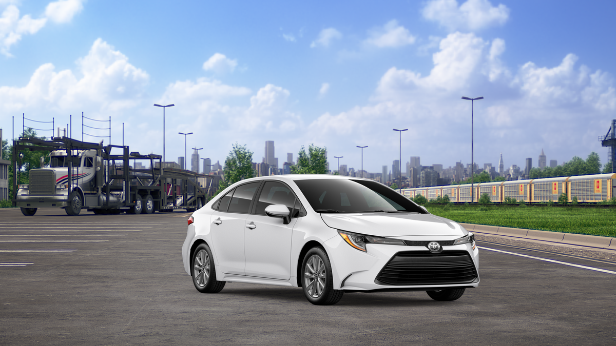 2026 Toyota Corolla LE photo 15
