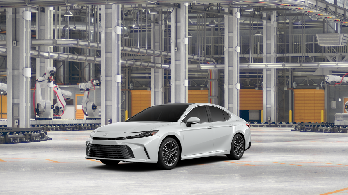 New 2027 Wind Chill Pearl <sup>1</sup> Toyota  XLE AWD image 9