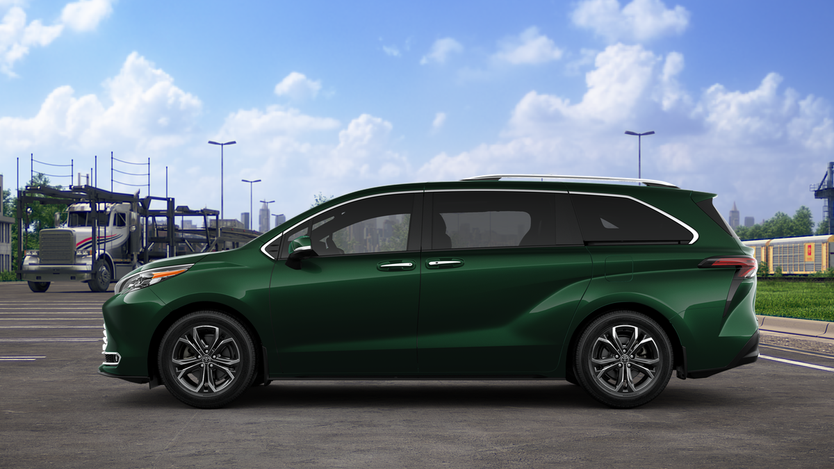 2025 Toyota Sienna Platinum photo 4