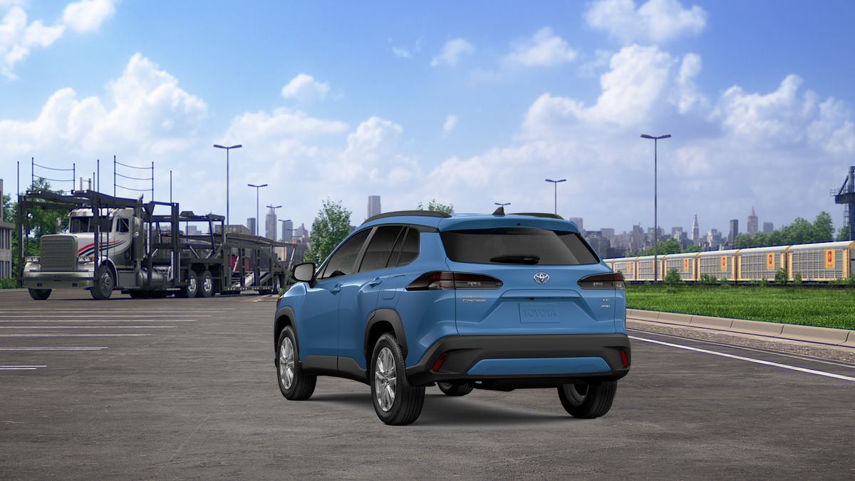 2026 Toyota Corolla Cross LE photo 4